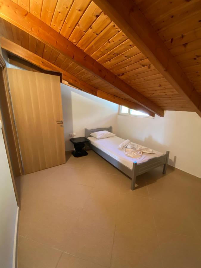 סרנדה L.T. Apartment 5Th Street מראה חיצוני תמונה