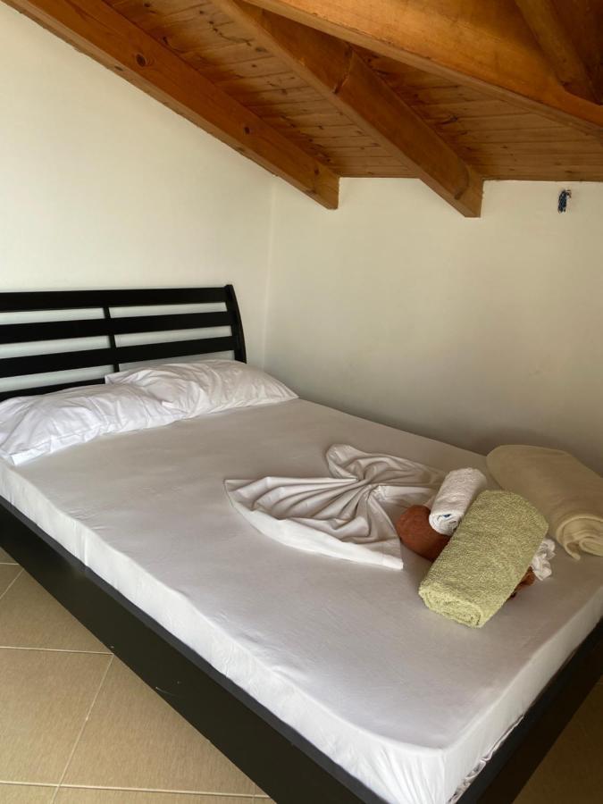 סרנדה L.T. Apartment 5Th Street מראה חיצוני תמונה